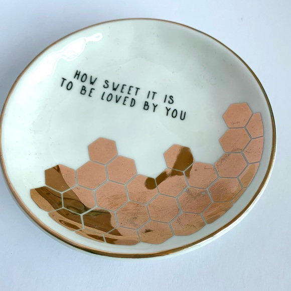 Cute Side Plate/Candy Dish/Trinket Catch-All - Picture 2 of 4